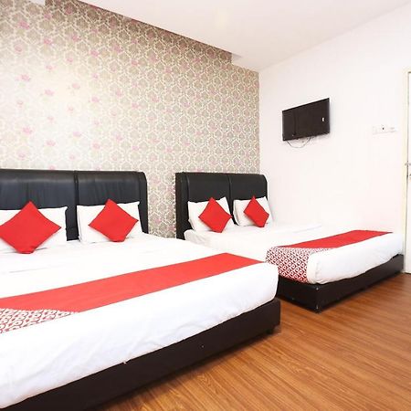 Oyo 717 Mr J Hotel Wakaf Che Yeh 2 Экстерьер фото