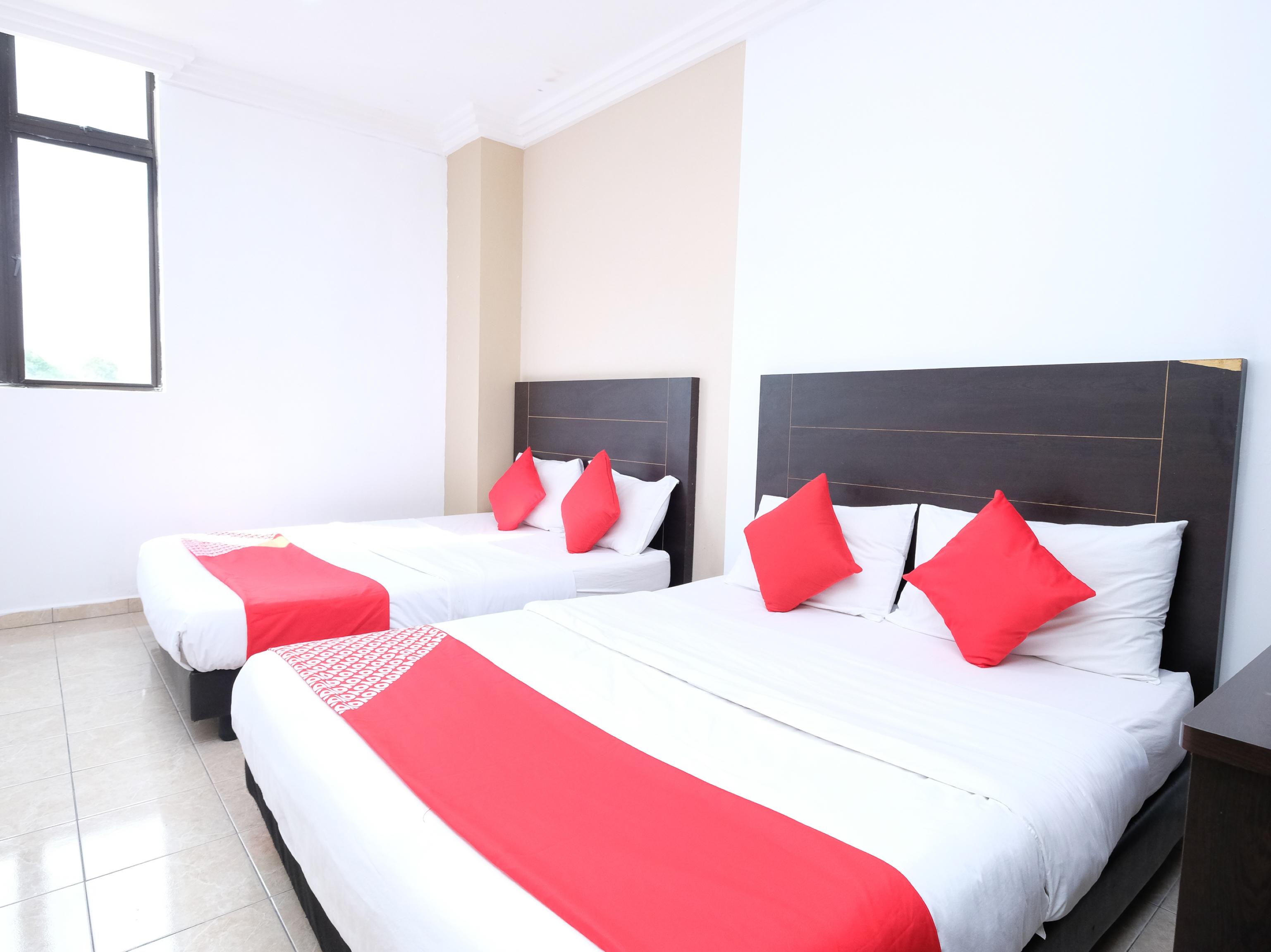 Oyo 717 Mr J Hotel Wakaf Che Yeh 2 Экстерьер фото