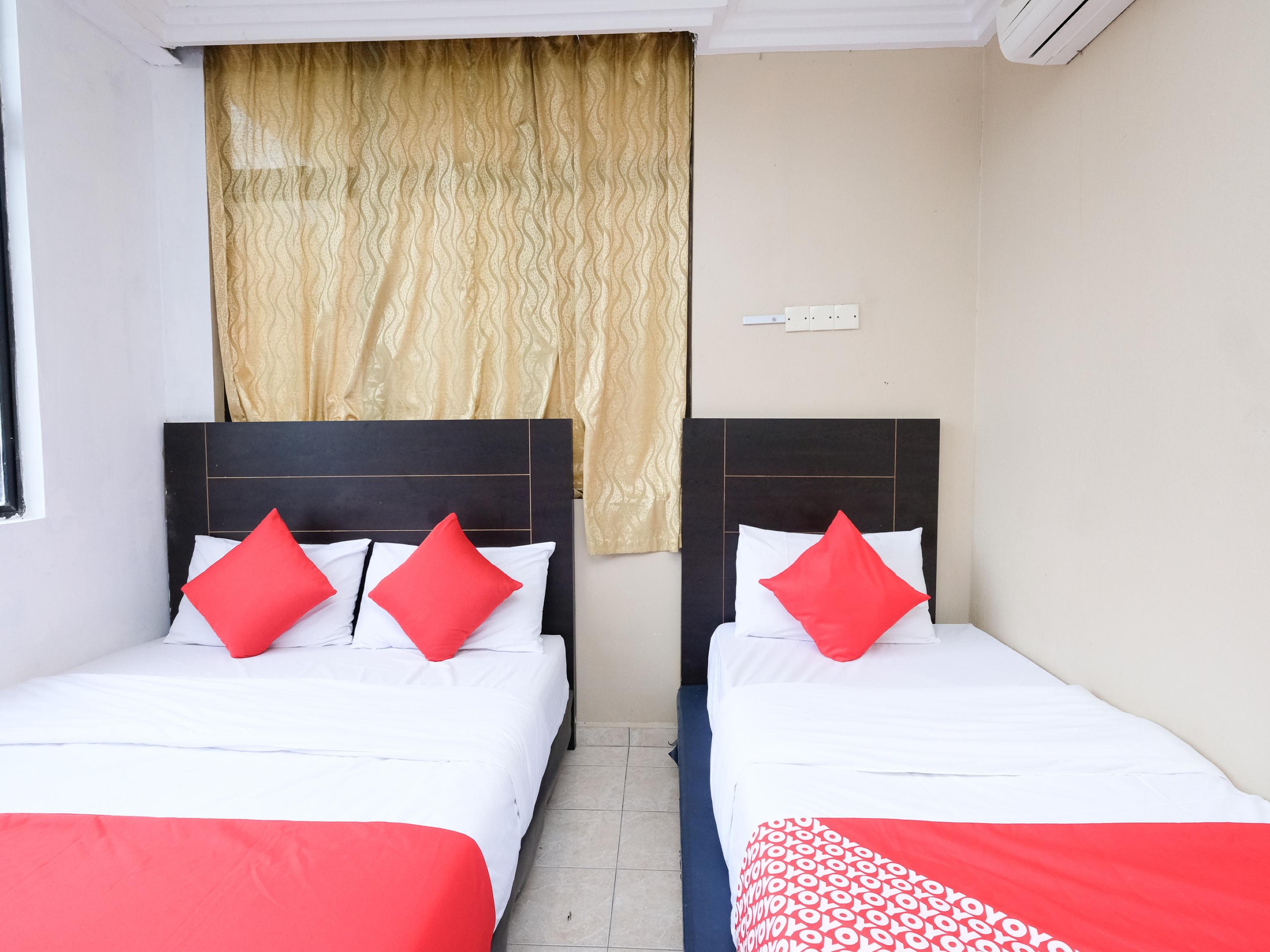 Oyo 717 Mr J Hotel Wakaf Che Yeh 2 Экстерьер фото