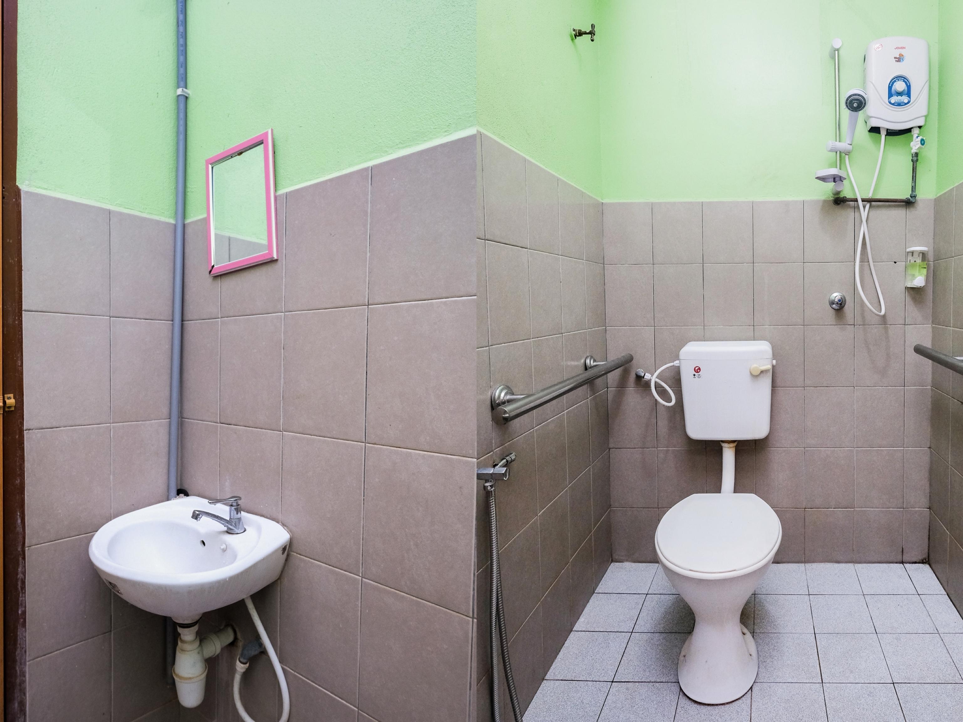Oyo 717 Mr J Hotel Wakaf Che Yeh 2 Экстерьер фото