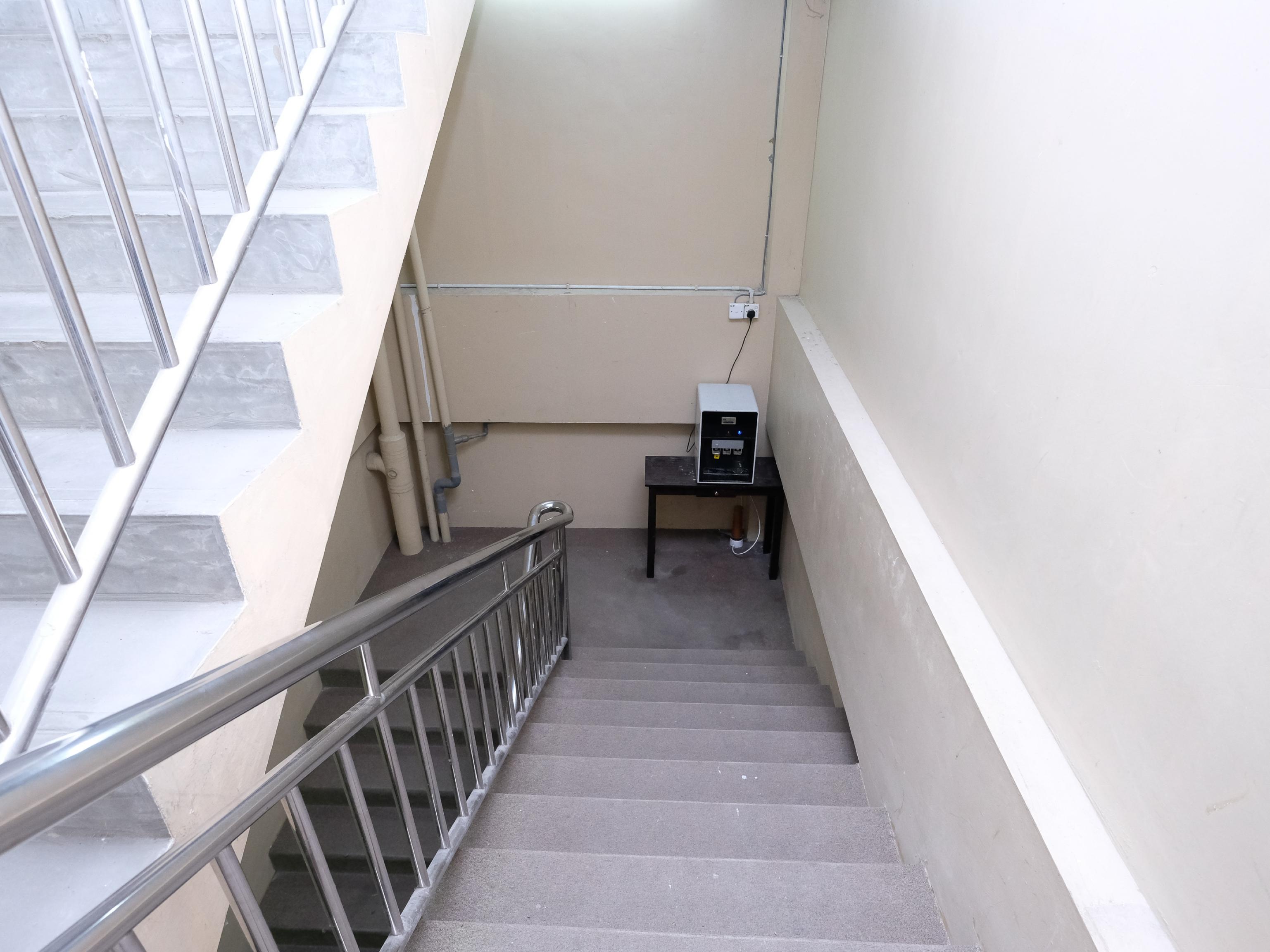 Oyo 717 Mr J Hotel Wakaf Che Yeh 2 Экстерьер фото