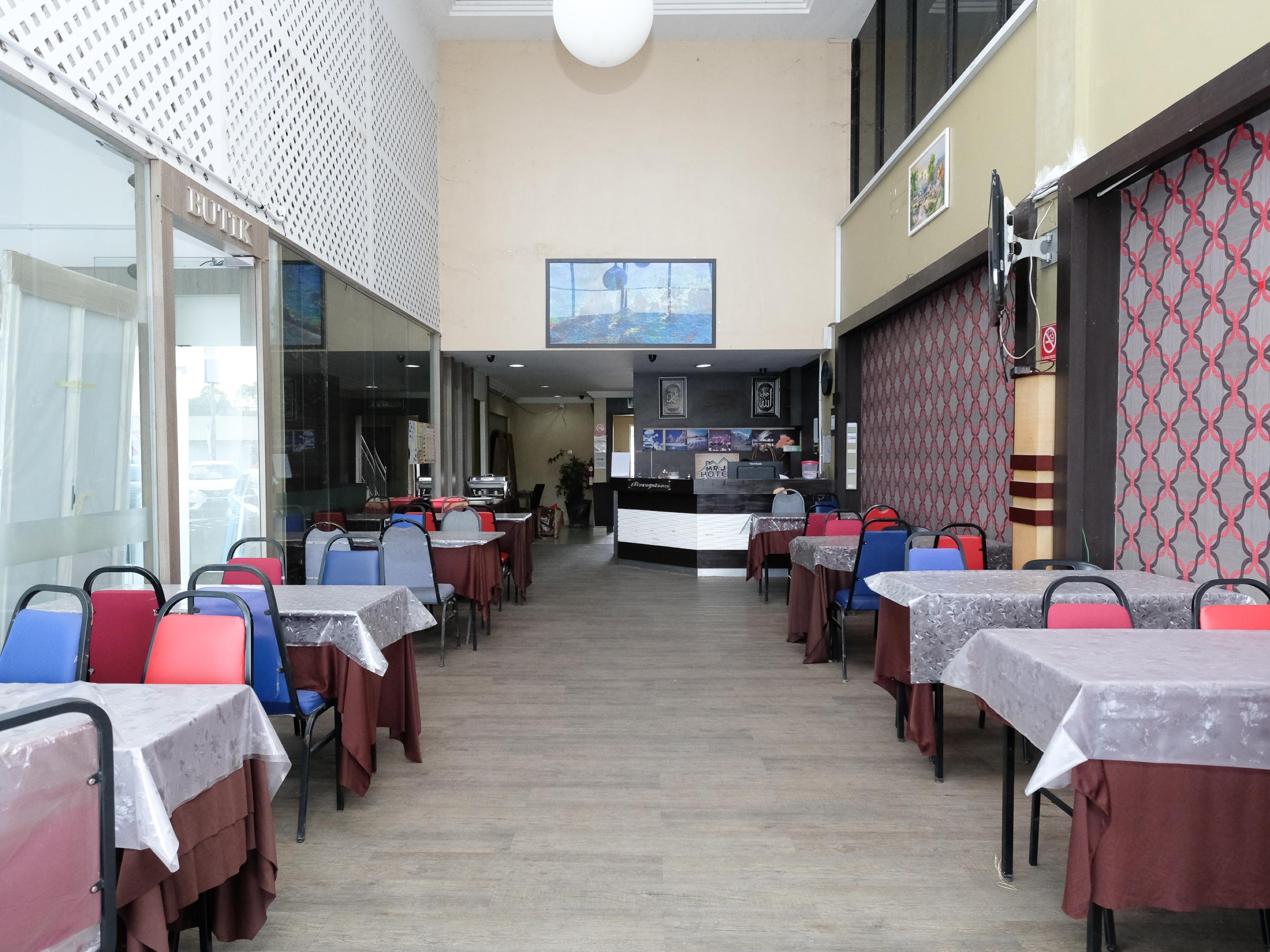 Oyo 717 Mr J Hotel Wakaf Che Yeh 2 Экстерьер фото
