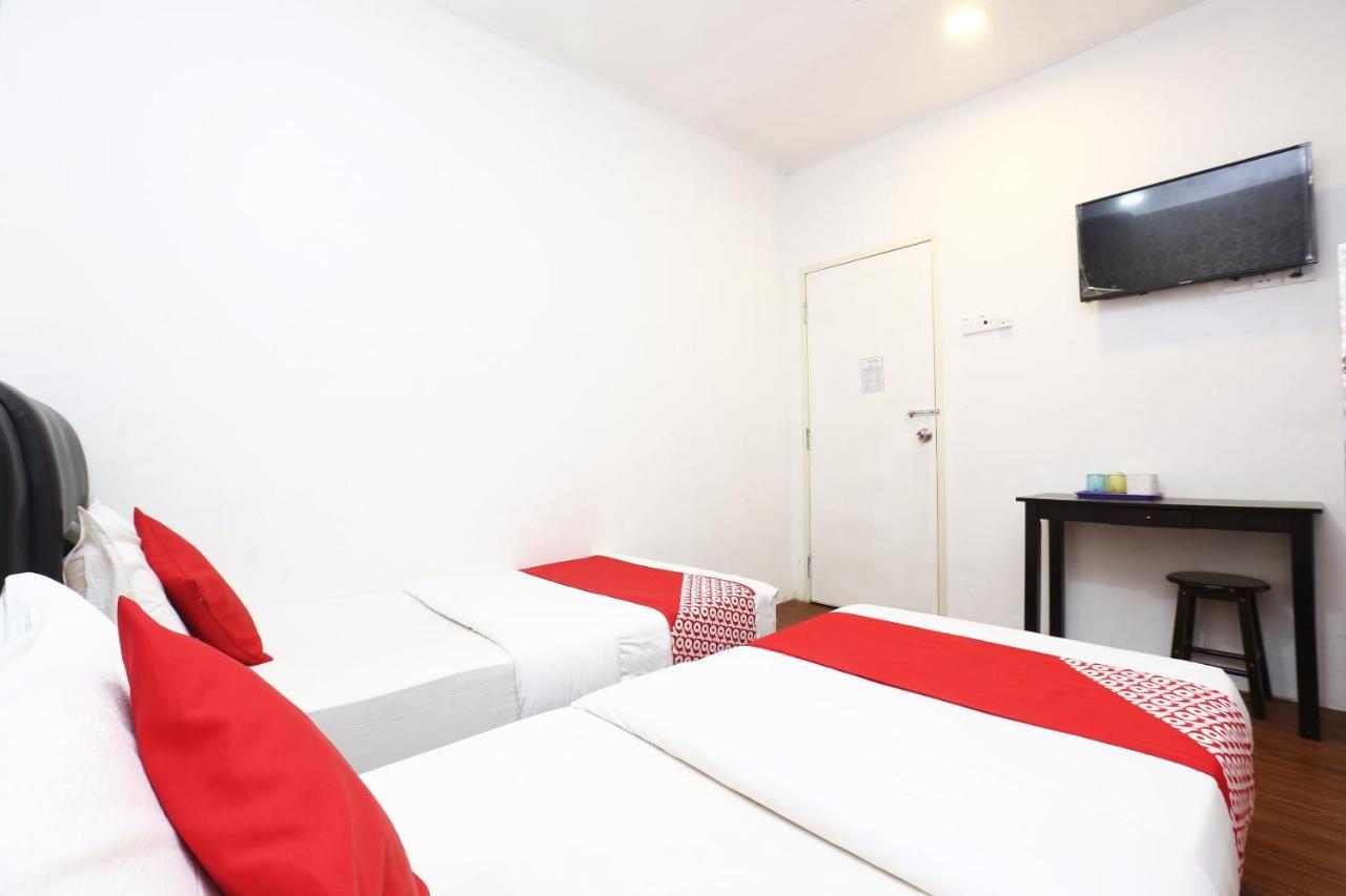 Oyo 717 Mr J Hotel Wakaf Che Yeh 2 Экстерьер фото