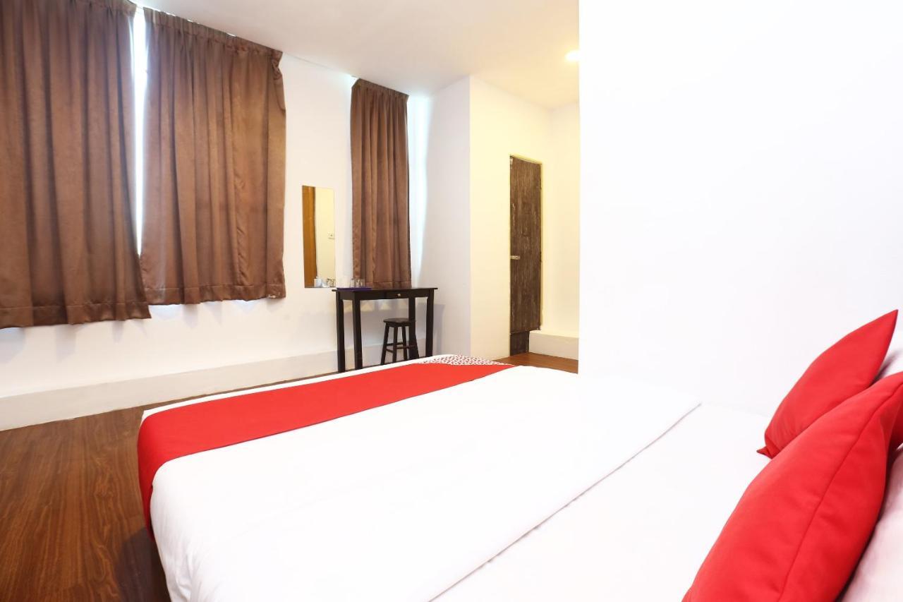Oyo 717 Mr J Hotel Wakaf Che Yeh 2 Экстерьер фото