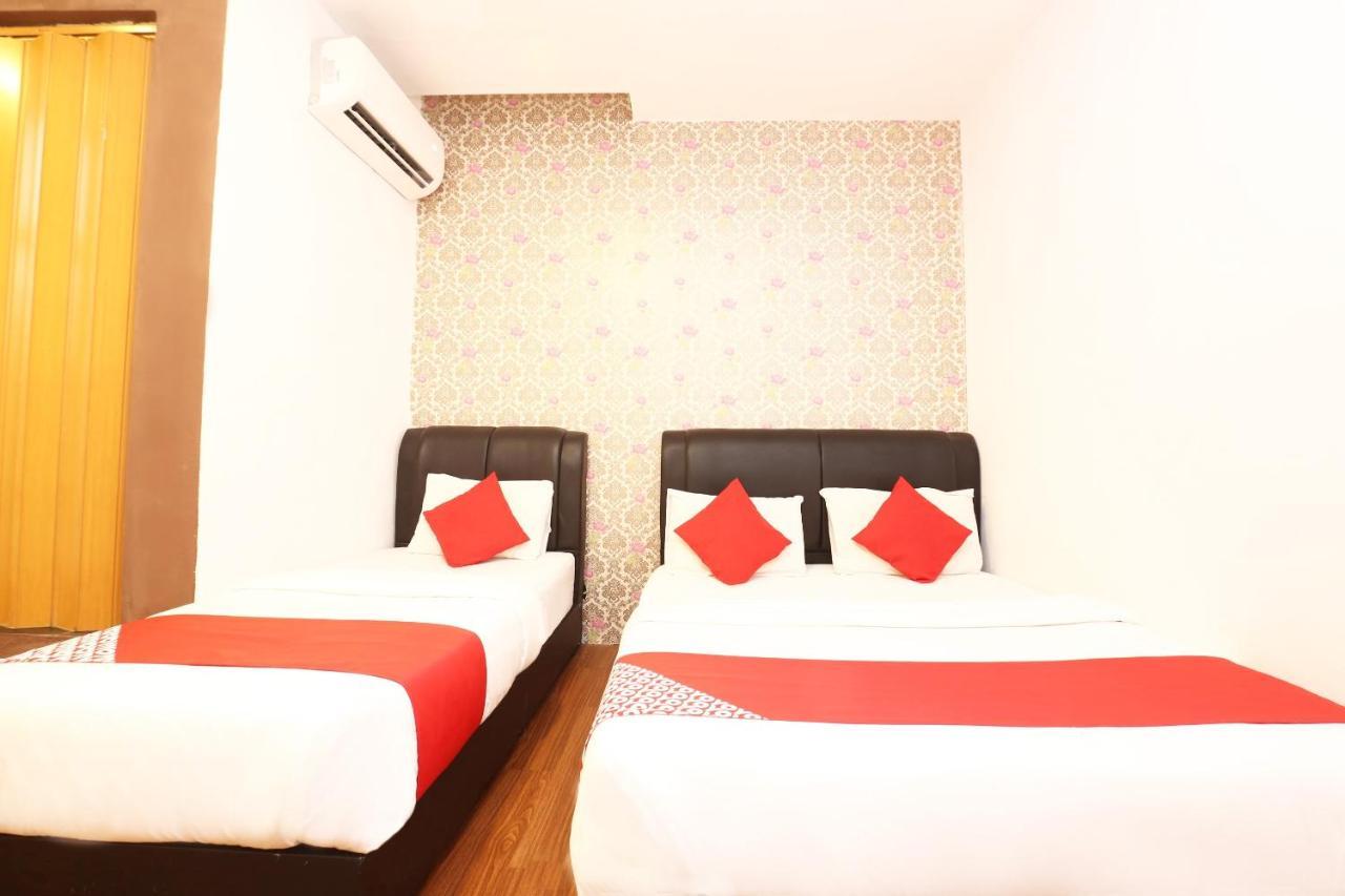 Oyo 717 Mr J Hotel Wakaf Che Yeh 2 Экстерьер фото